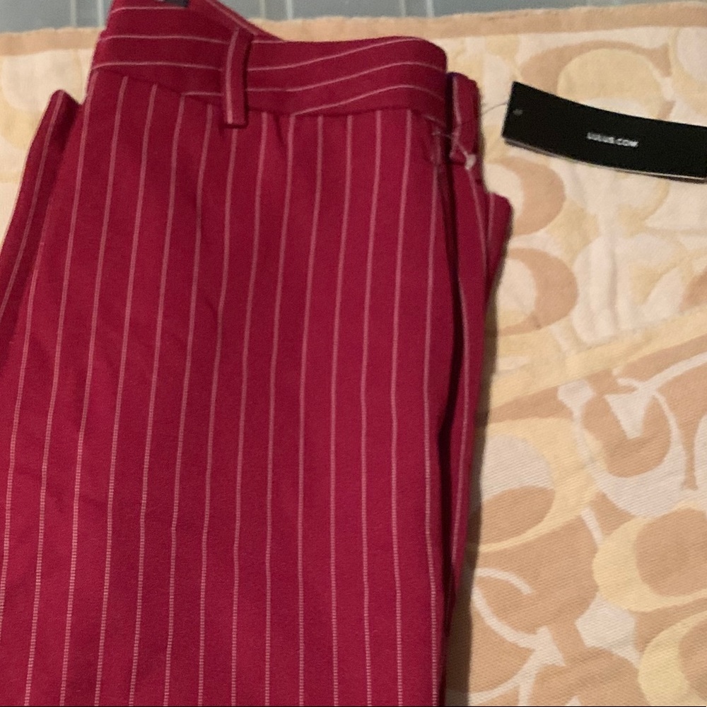 NWT Lulu’s Maroon And White Pinstripe Bootcut Pant - Picture 5 of 5